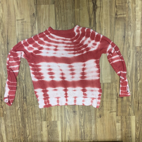 Red and white tie-dye time and tru sweater extra large - Picture 2 of 3
